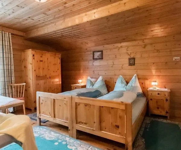 农家乐 Hartlgut *